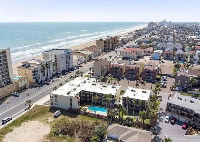 1St Floor 2 Bd 2 Ba Condo W Beach View& Pool