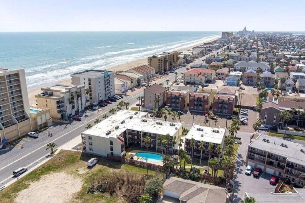 1st Floor 2 Bd 2 Ba W View& Pool South Padre Island