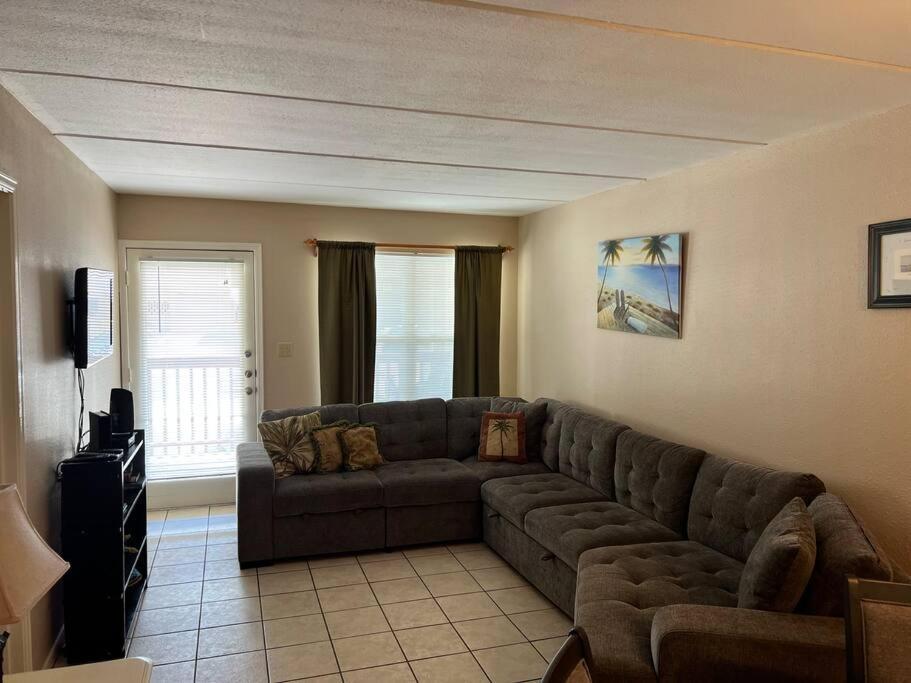 Casa de Férias 1st Floor 2 Bd 2 Ba W View& Pool South Padre Island